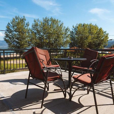 Apartmani Dordevic Golubac Bagian luar foto