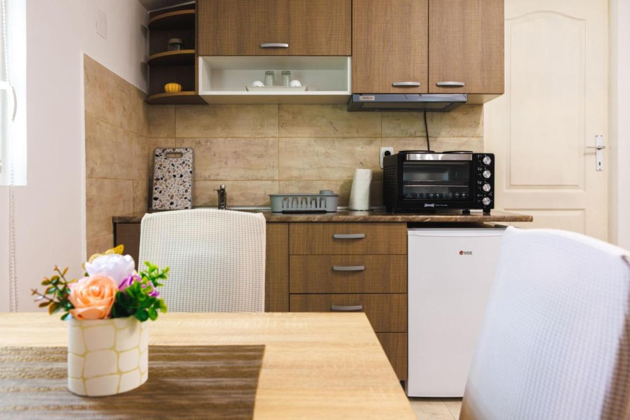Apartmani Dordevic Golubac Bagian luar foto